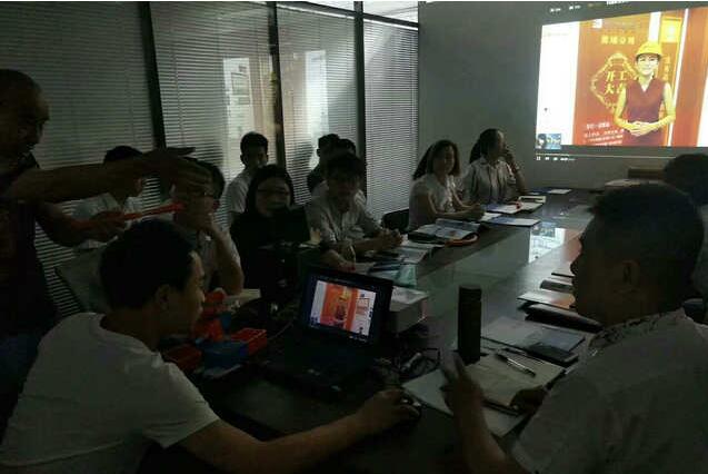 台灣17c无码以“全工（gōng）地活（huó）線（xiàn）無需人工彎管施工工藝（yì）”為主題（tí）進行講解