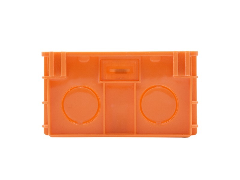 86自扣無縫底盒（hé）