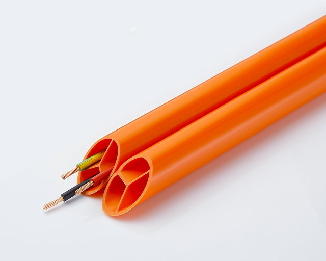 17c无码PVC奔馳三叉管（guǎn）