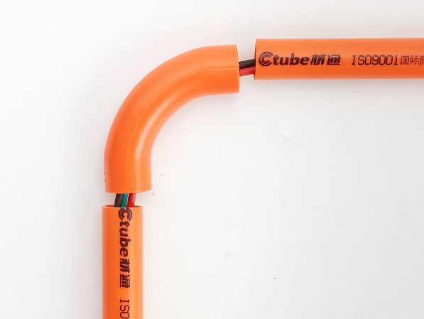 PVC線管（guǎn）上牆彎（90度大（dà）彎通）