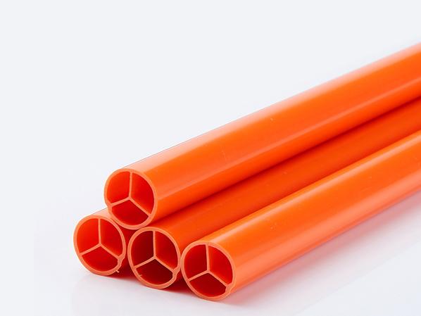 奔（bēn）馳三叉管